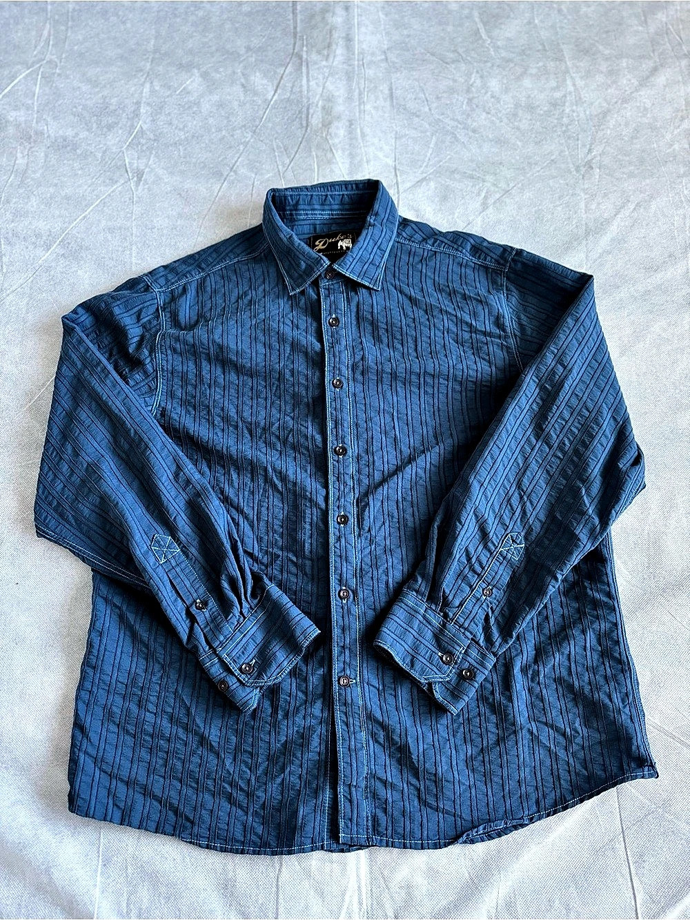 Dukes Sportswear Mens XL Long Sleeve Blue Buttonup Seersucker Collared Shirt